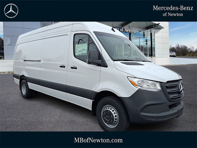 2026 Mercedes-Benz Sprinter 3500 Cargo 170 WB