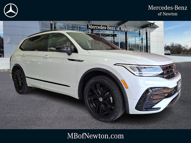 2022 Volkswagen Tiguan 2.0T SE R-Line Black