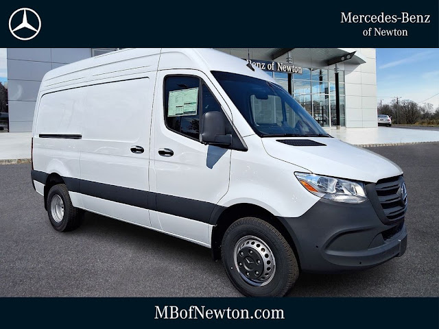 2026 Mercedes-Benz Sprinter 3500 Cargo 144 WB